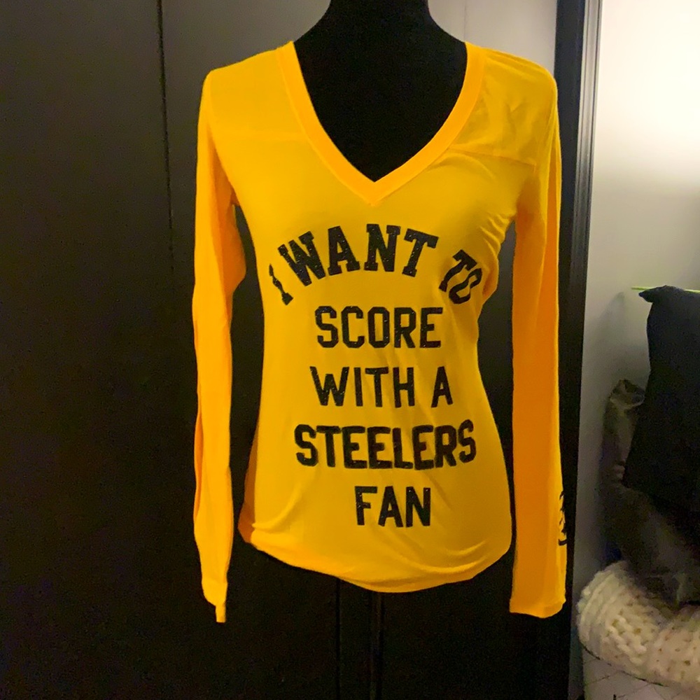 VS Pink Steelers logo Shirt